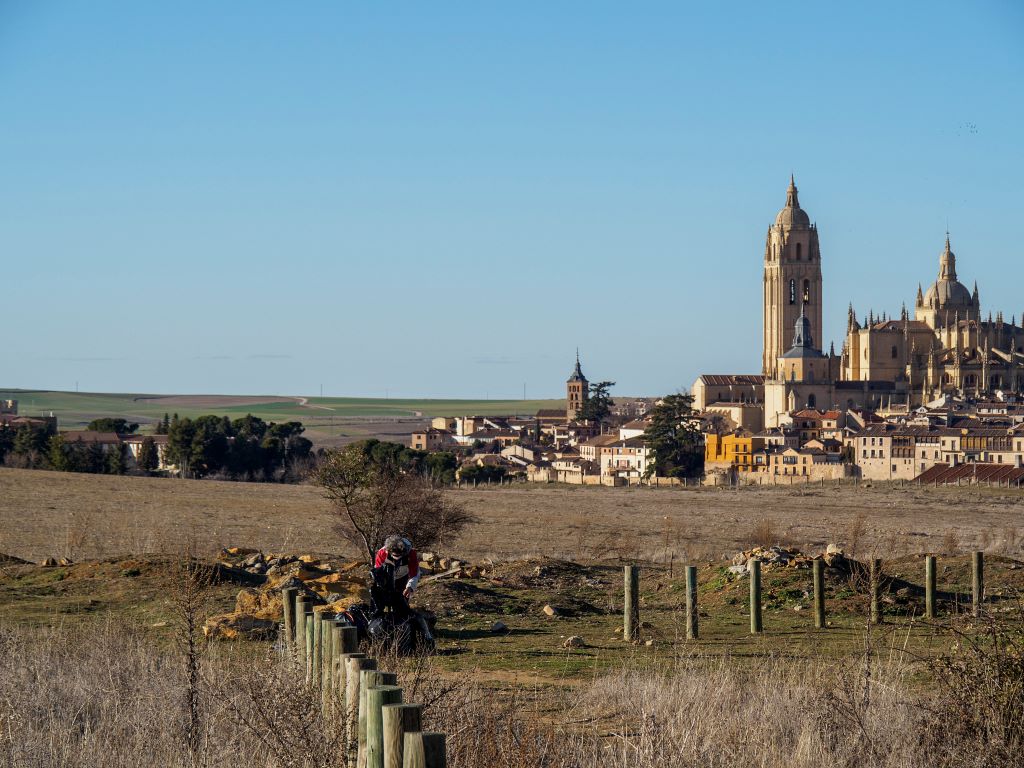 Terrenos de Las Lastras / Kamarero