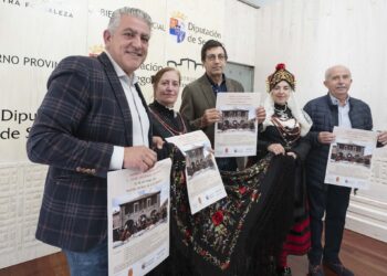 Presetación de la I Concentración del Traje Regional Segoviano / DIPUTACIÓN DE SEGOVIA