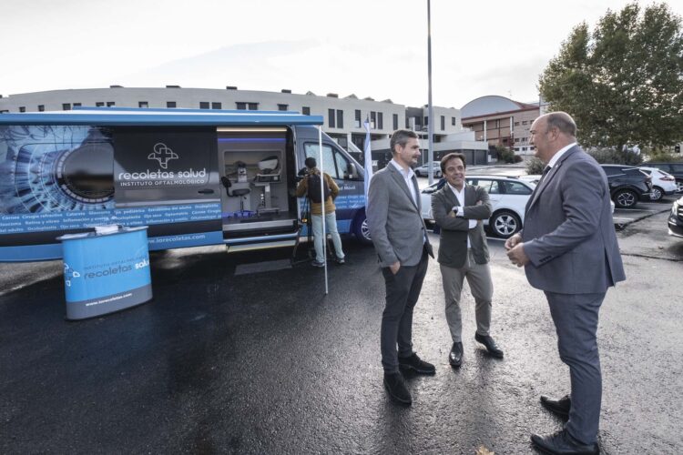 Presentación de la Unidad Móvil Optométrica / DIPUTACIÓN DE SEGOVIA