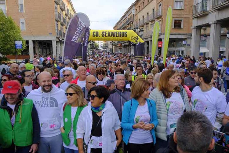 Galería de fotos de la XIII Carrera y marcha solidaria de Caja Rural contra el cáncer 1 54080247171 bd24e62511 k