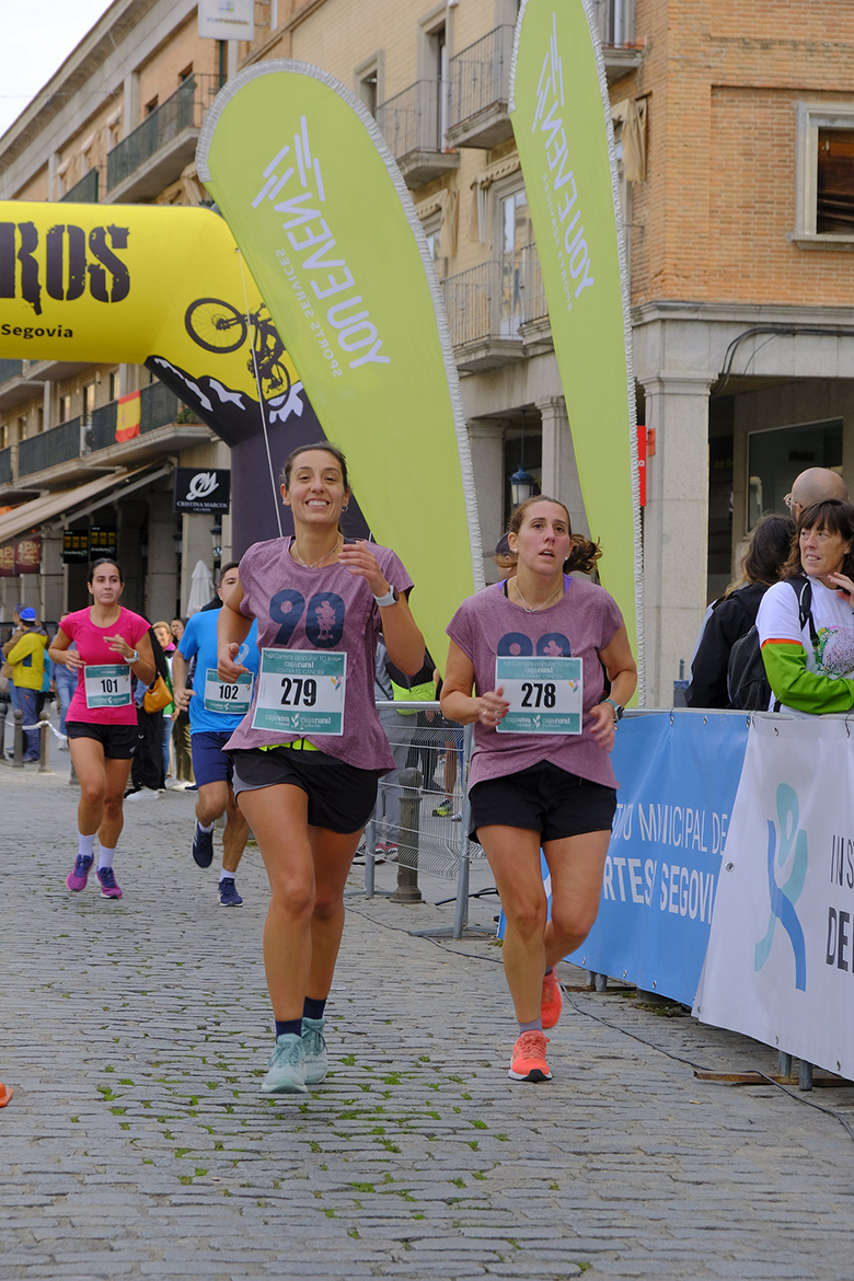 Galería de fotos de la XIII Carrera y marcha solidaria de Caja Rural contra el cáncer 16 54080560054 40a00aa271 k