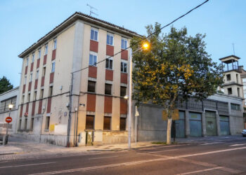Antiguo edificio del Parque de Bomberos, en la avenida Padre Claret. / EL ADELANTADO