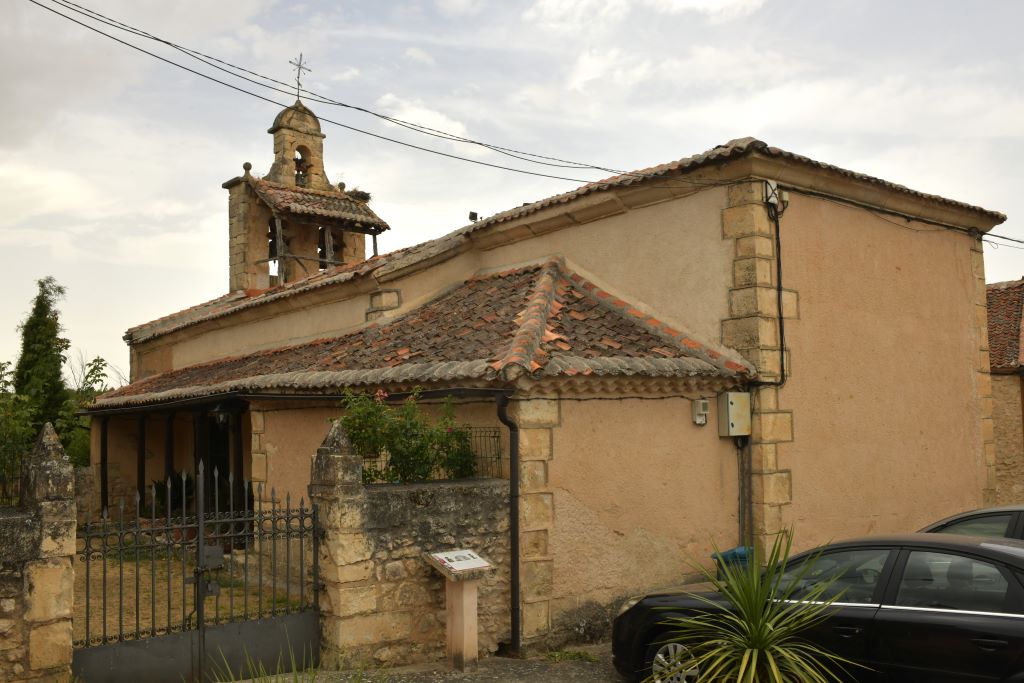 Exterior de la iglesia de San Sebastián / José Antonio Santos