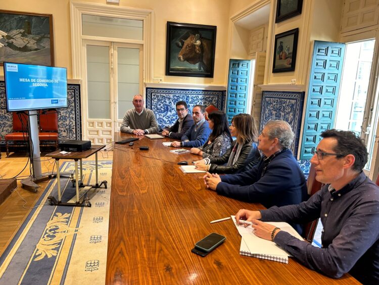 Mesa del Comercio / Ayuntamiento