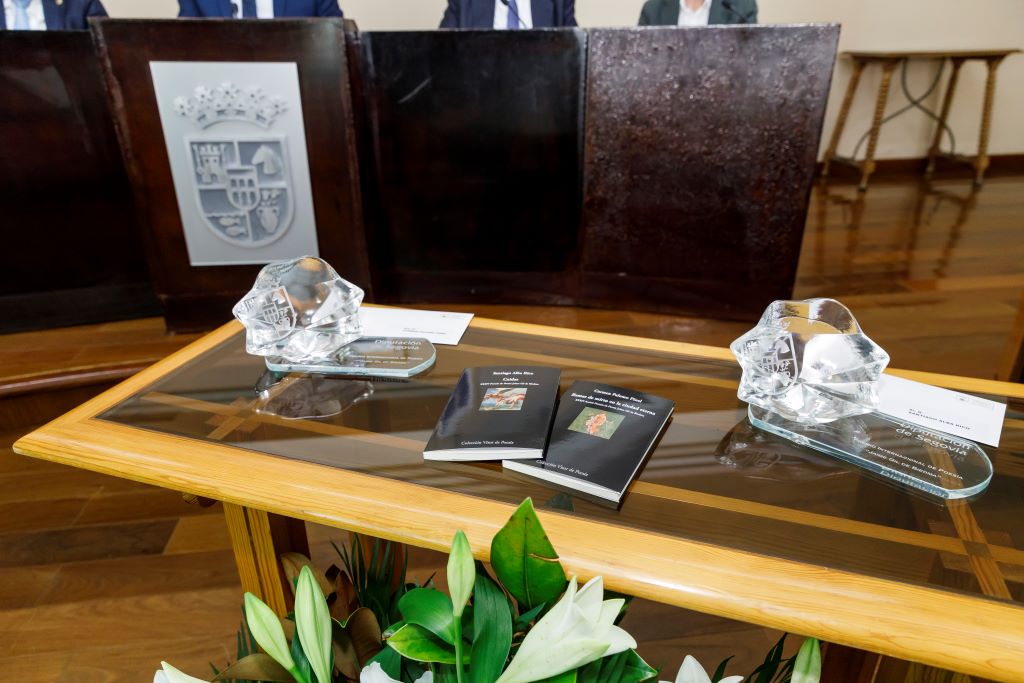 Premios Gil de Biedma junto a los libros galardonados / ICAL Nacho Valverde