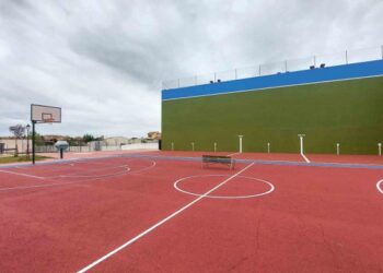 Zona deportiva de Torrecaballeros / E.A.