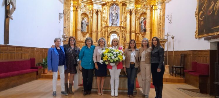 Nueva junta directiva / LOURDES MATARRANZ