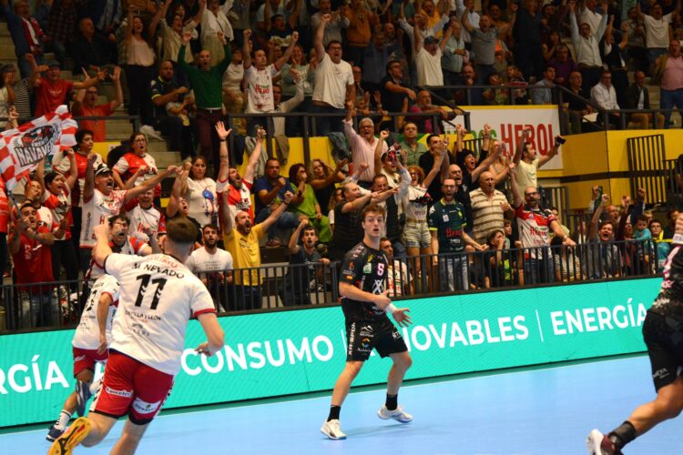 El Viveros Herol Nava empata sobre la bocina ante el Puente Genil 1 nava 2