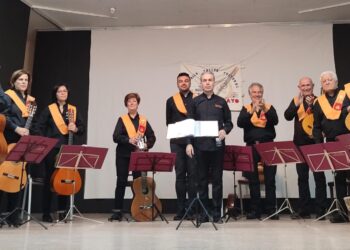 Rondalla de Fuentepelayo en Abades / JUAN CRUZ SERRANO