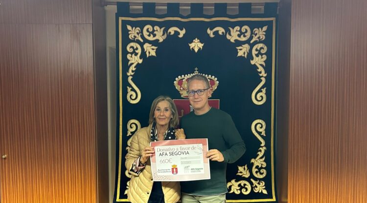 Entrega de la recaudación / AYTO. DE TORRECABALLEROS