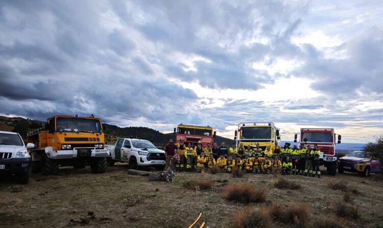 Bomberos de Segovia participan en un simulacro de incendios forestales 1 Simulacro de extinción de incendios forestales / ICAL