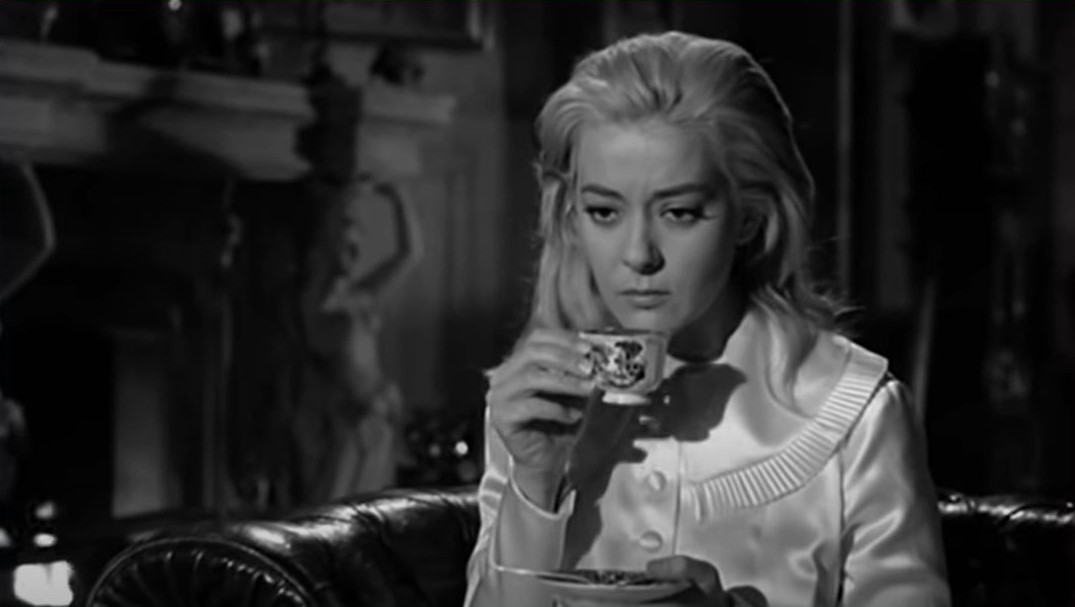 Aspecto humano del cine 4 Fotograma de la película, también de la etapa mexicana, Viridiana, de 1961 y protagonizada por Silvia Pinal.