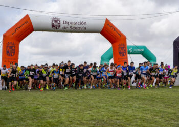 Atletas tomando la salida en la pasada edición del Cross de Cantimpalos./ E.A.