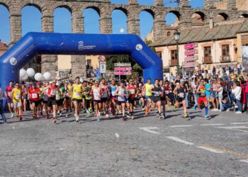 Salida de la última edición de la Media Maratón Ciudad de Segovia./ E.A.