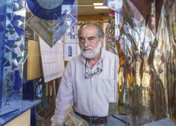 El maestro segoviano del arte de la vidriera, Carlos Muñoz de Pablos.