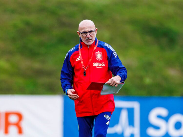 Luis de la Fuente centrará mañana la atención de la Feria de Empleo y Emprendimiento 1 El seleccionador nacional de fútbol Luis de la Fuente.