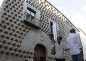 Escuela de Arte y Superior de Diseño ‘Casa de los Picos’ de Segovia.