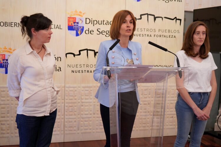 La diputada Magdalena Rodríguez presenta la iniciativa ‘SOS-Tejible’.