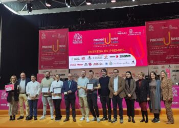 Foto de familia con los galardonados del I Concurso de Tapas y Pinchos de Castilla y León.
