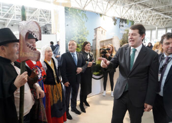 El Presidente de la Junta de Castilla y León asiste a la inauguración de las ferias AR-PA e Intur, que se celebran conjuntamente en Valladolid. / Rubén Cacho