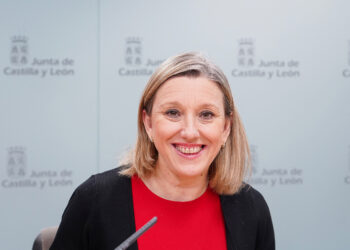 La Vicepresidenta de la Junta de Castilla y León y Consejera de Familia e Igualdad de Oportunidades durante la rueda de prensa posterior al Consejo de Gobierno. / Miriam Chacón
