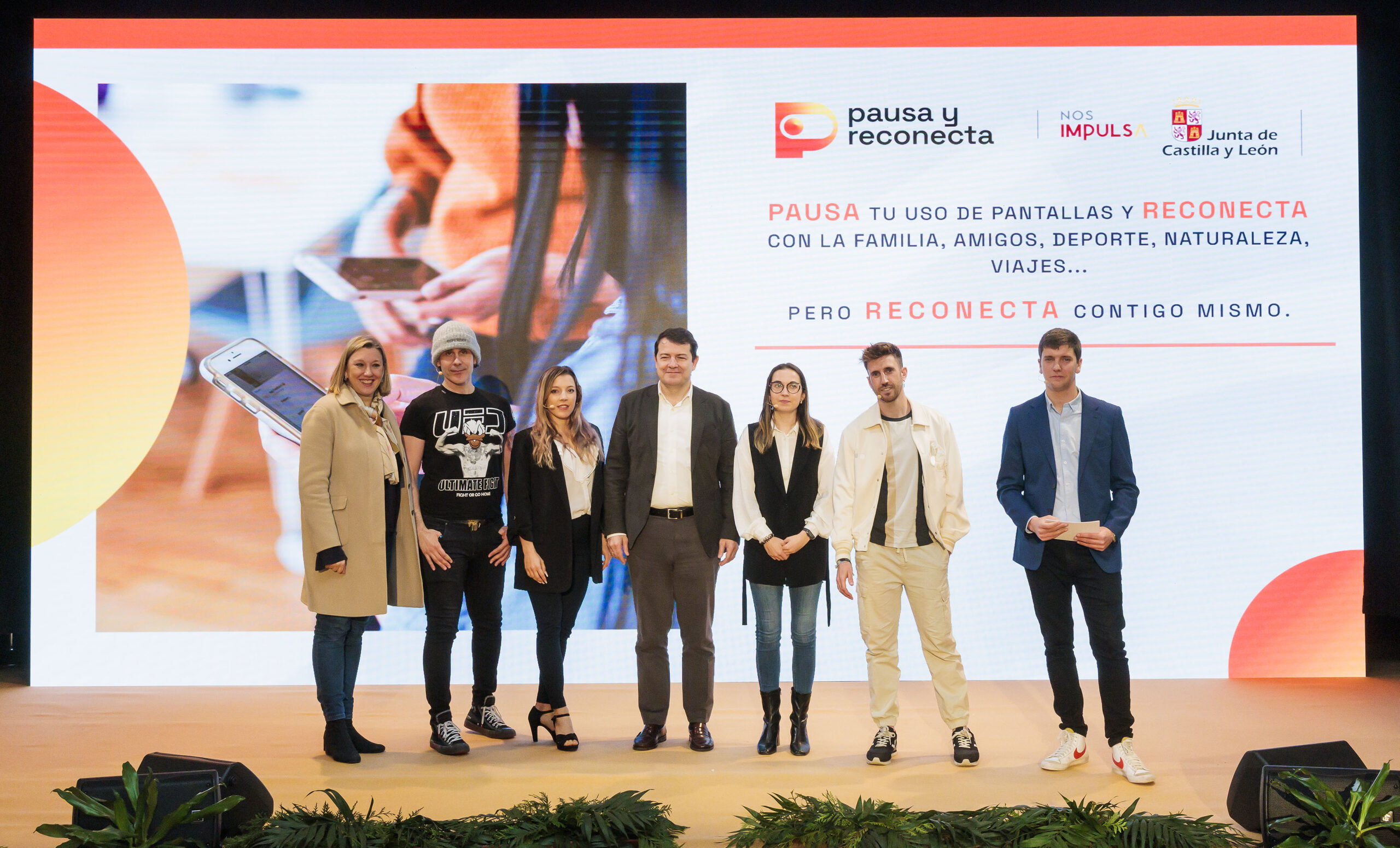 La Junta anima a los jóvenes a pausar sus dispositivos móviles y volver a conectar con la realidad 2 Presentación de la campaña.