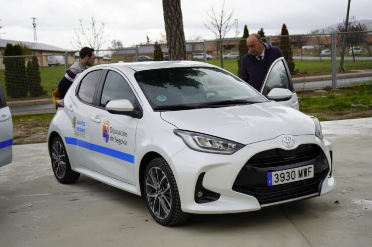 Diez nuevos vehículos de renting se suman a la flota de la Diputación 1 Uno de los nuevos vehículos.