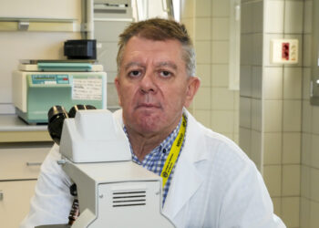 El doctor José Antonio Queizán, jefe del Servicio de Hematología y Hemoterapia.