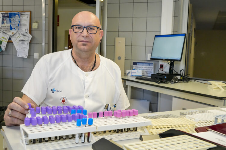 El técnico superior de laboratorio del Hospital de Segovia Rafael Bartolomé.