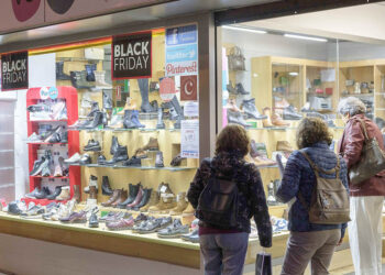 Comercio segoviano durante el 'Black Friday'. / KAMARERO