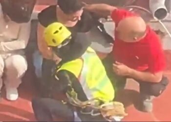 Personal del Greim durante el rescate difundido.