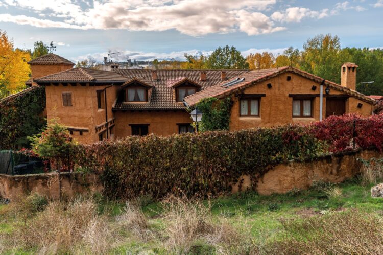 Casas de Burgomillodo.