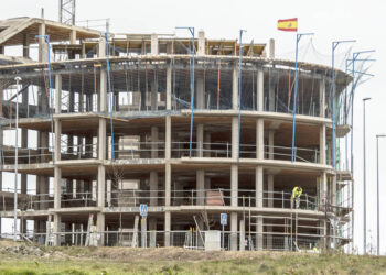 Construcción de viviendas. / KAMARERO