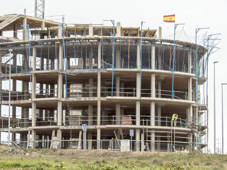 Construcción de viviendas. / KAMARERO