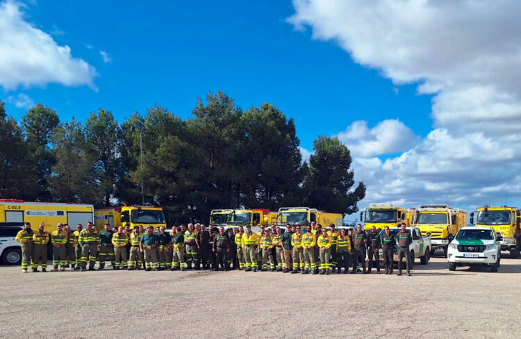 Protección Civil de la Junta trabaja en el achique de agua de locales y garajes 1 Efectivos desplazados.