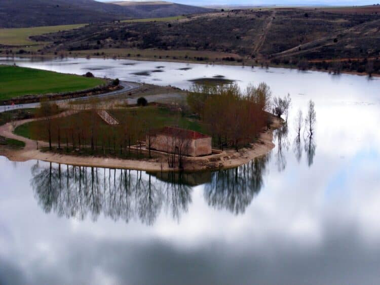 Hallado el cuerpo sin vida de Teodoro González en el entorno del pantano de Linares 1 Embalse de Linares, cerca del municipio de Maderuelo.