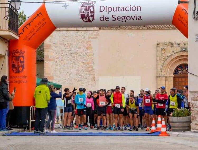Anterior edición de la carrera pedestre en Cabañas de Polendos.