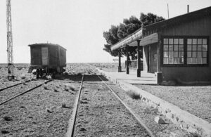 “La inquietud y el vagabundeo son intrínsecos a la experiencia humana” 2 Estación de tren de Jaramillo, en la Patagonia argentina, en una fotografía hecha por el autor británico.