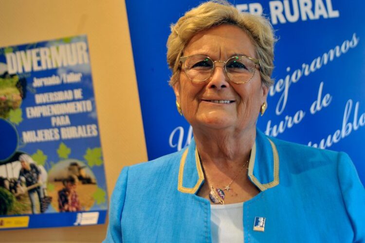 Juana Borrego, Presidenta Nacional de FEMUR.