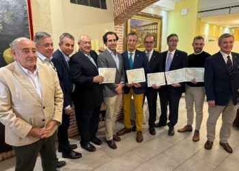 Los presidentes galardonados en el acto.