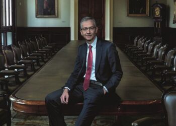 Pablo Hernández de Cos fotografiado por Annie Leibovitz.