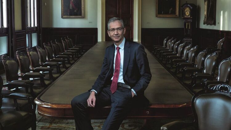 Pablo Hernández de Cos fotografiado por Annie Leibovitz.