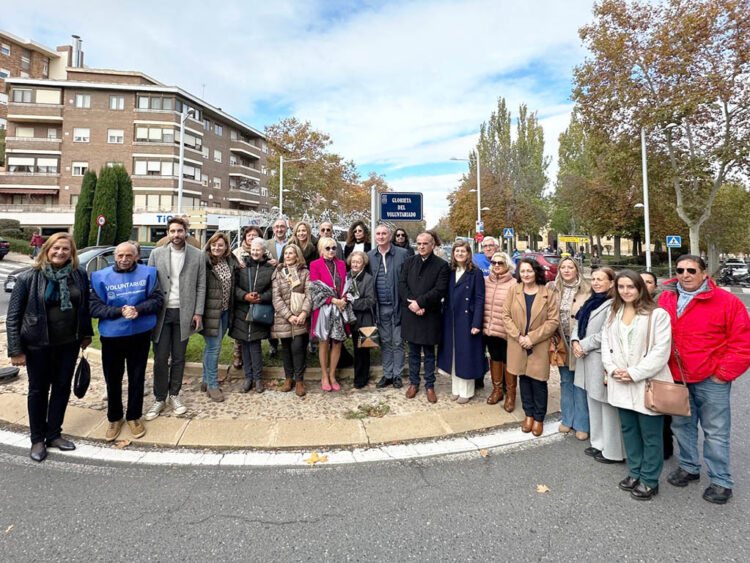 Acto en la Glorieta del Voluntariado, en Santo Tomás.