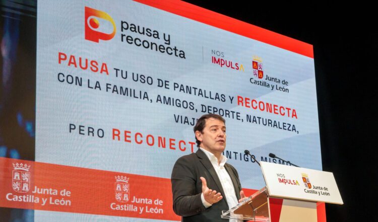 La Junta anima a los jóvenes a pausar sus dispositivos móviles y volver a conectar con la realidad 1 Presentación de la campaña.