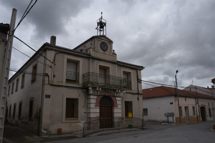 Cortes de tráfico en la SG-V-2134 entre Frumales y Moraleja de Cuéllar por obras 1 Ayuntamiento de Frumales / E.A.