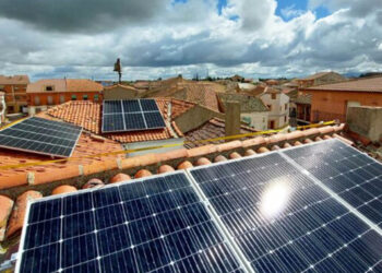 Placas solares instaladas en Cantimpalos.