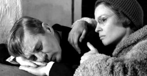 Cine para entablar contacto 4 Gunnar Björnstrand e Ingrid Thulin, en “Los comulgantes”, 1963.