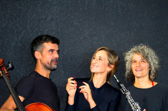 El programa de Circuitos Escénicos de Castilla y León suma una nueva parada en Palazuelos de Eresma 1 Compañía ‘Atópico Teatro’.