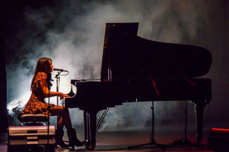 Actuación de Rebeca Jiménez / E.A.