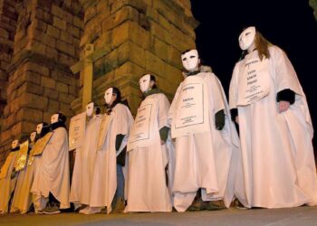 Imagen de la acción de la Plataforma Abolicionista de Segovia. E. A.